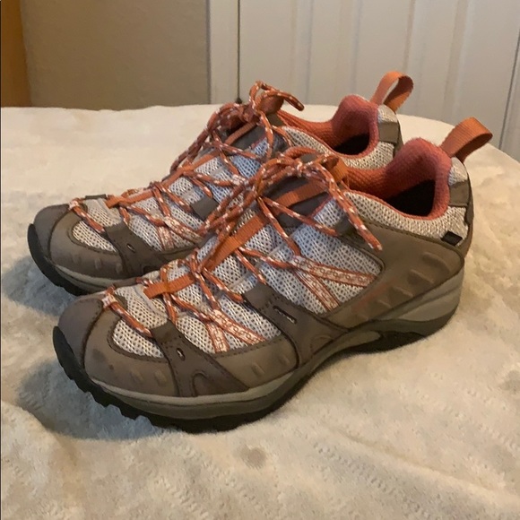 merrills walking shoes